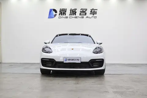 一手准新Panamera，体验陆地飞行器的优雅与速度