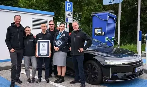 Lucid电动车创吉尼斯纪录：单次充电狂飙1205公里！