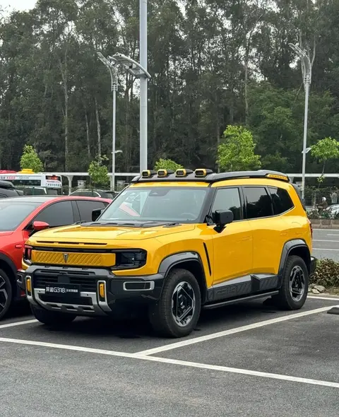 深蓝G318高速追尾引AEB争议